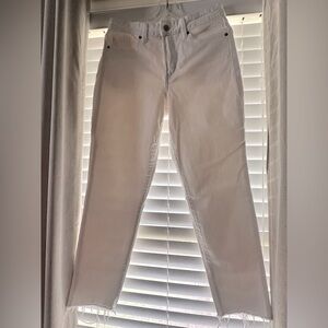 NWT Old Navy White Straight Leg Jeans